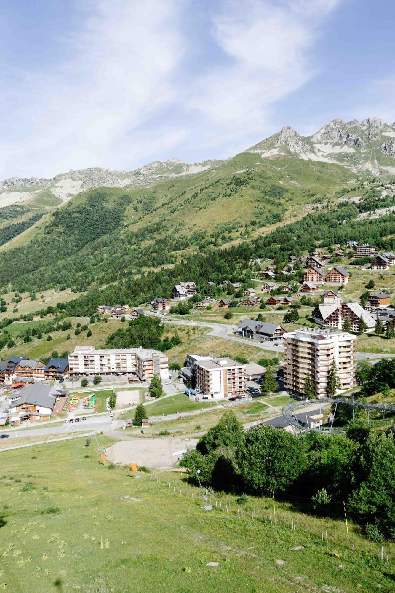 Village Vacances Atc Routes Du Monde Сен-Франсуа-Лоншам Екстер'єр фото
